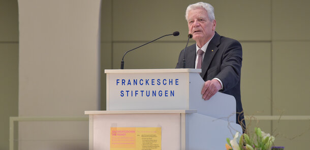 Bundespräsident a.D. Joachim Gauck eröffnet die Ringvorlesung "Geschichtszeichen der Freiheit" in Halle